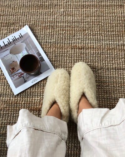 Pantoufles en laine – blanches (Modèle bas)