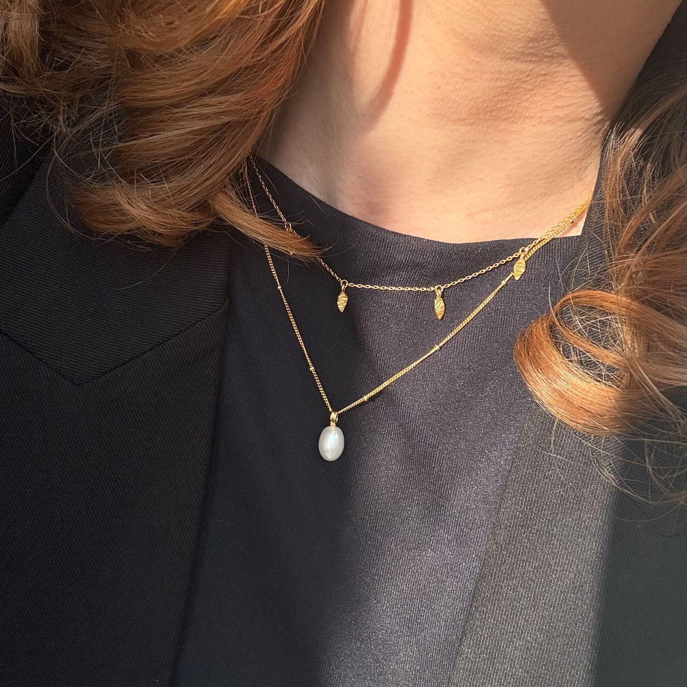 Collier perle en forme de goutte, couleur or