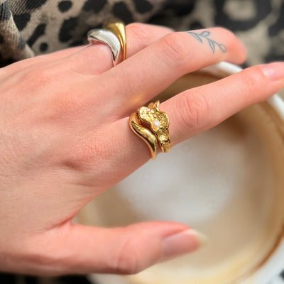 Bague avec perle design Magma, couleur or