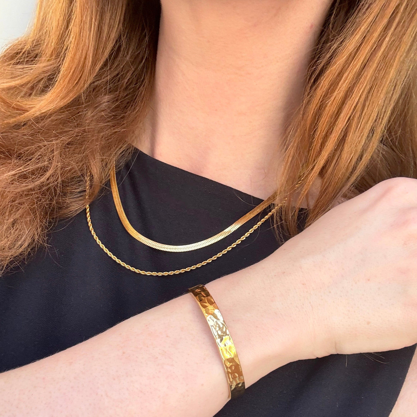 Collier Double Corde – Finition dorée