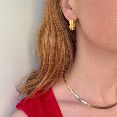 Créoles Magma Rock – Finition dorée