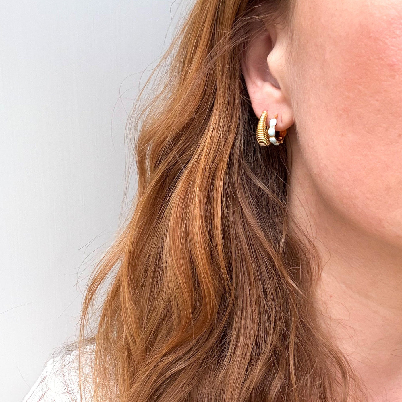 Créoles Huggie – Finition dorée