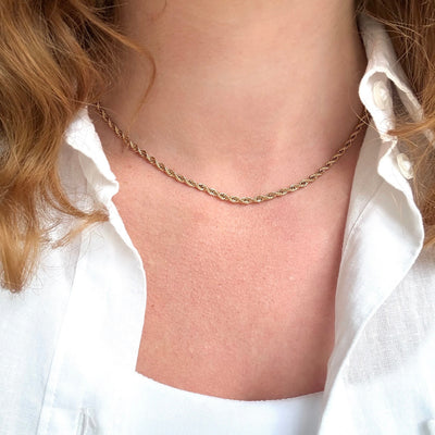 Collier Corde Torsadée – Finition dorée
