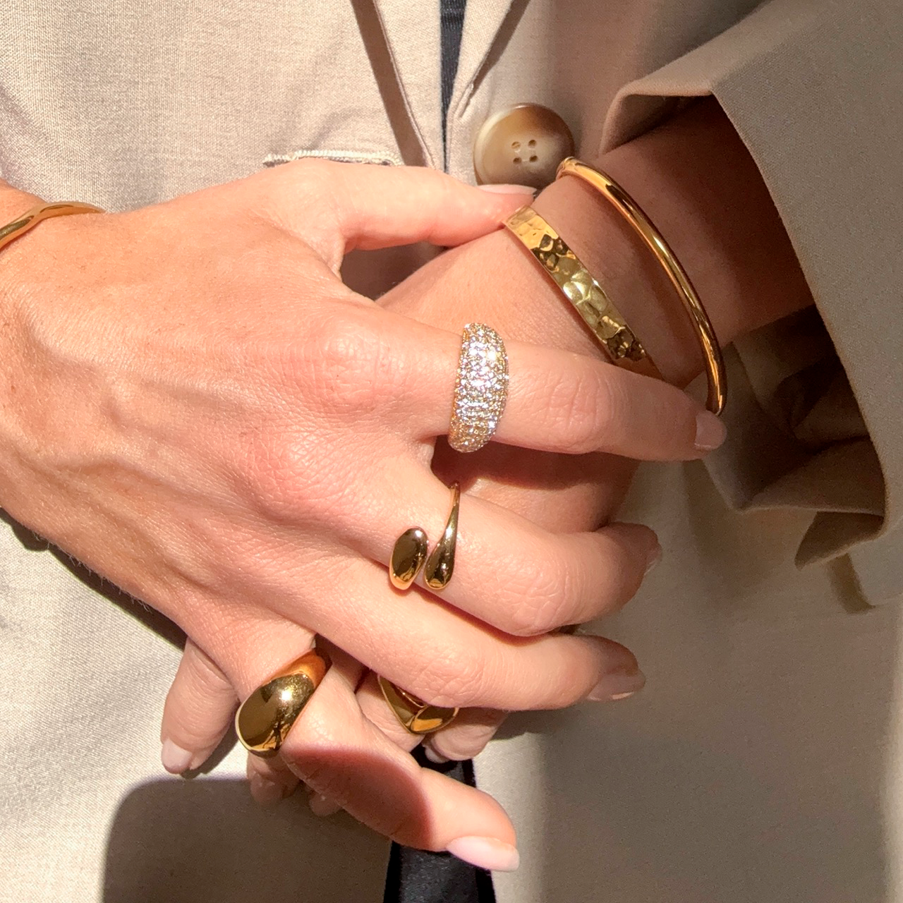 Bague Dôme Cristal – Finition dorée