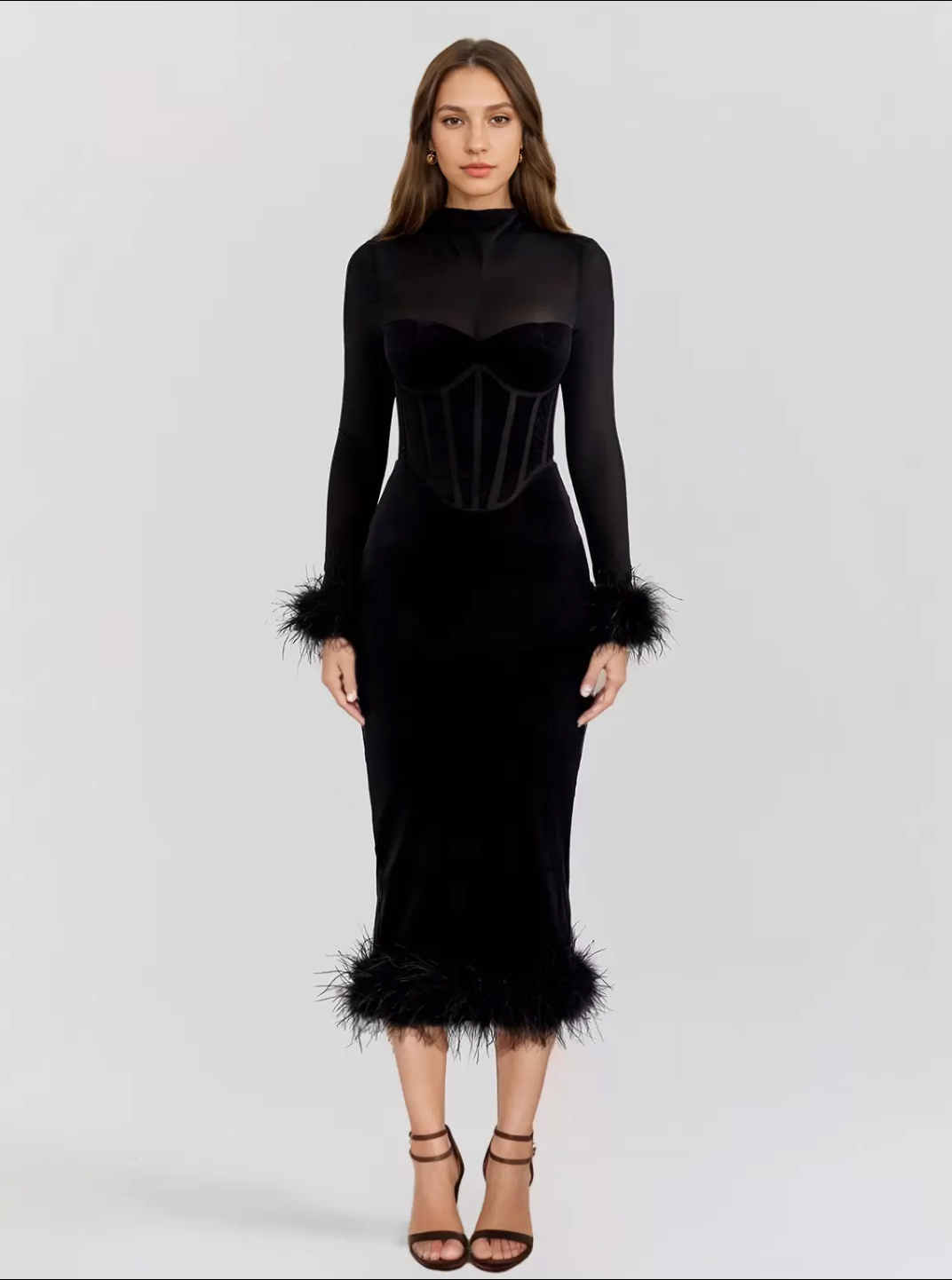 LIORA™ | Robe midi élégante avec plumes