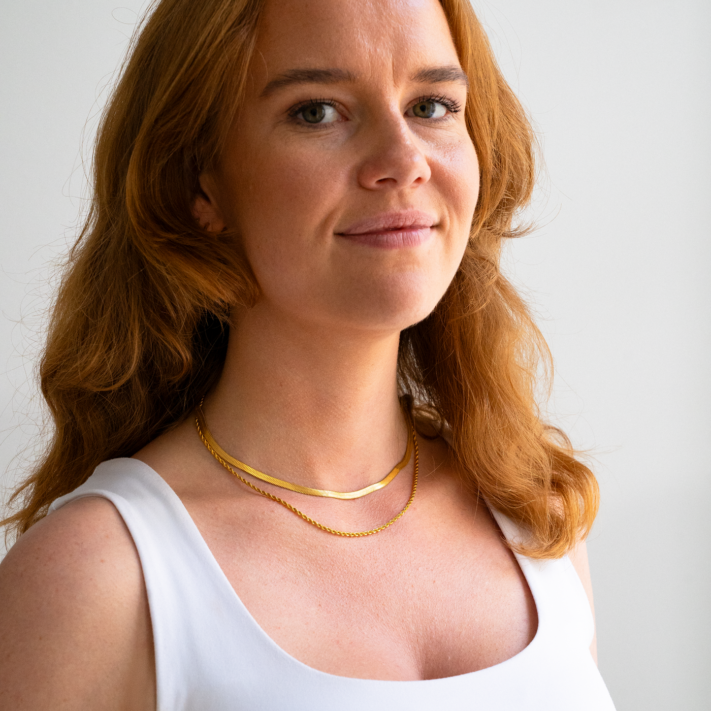 Collier Double Corde – Finition dorée