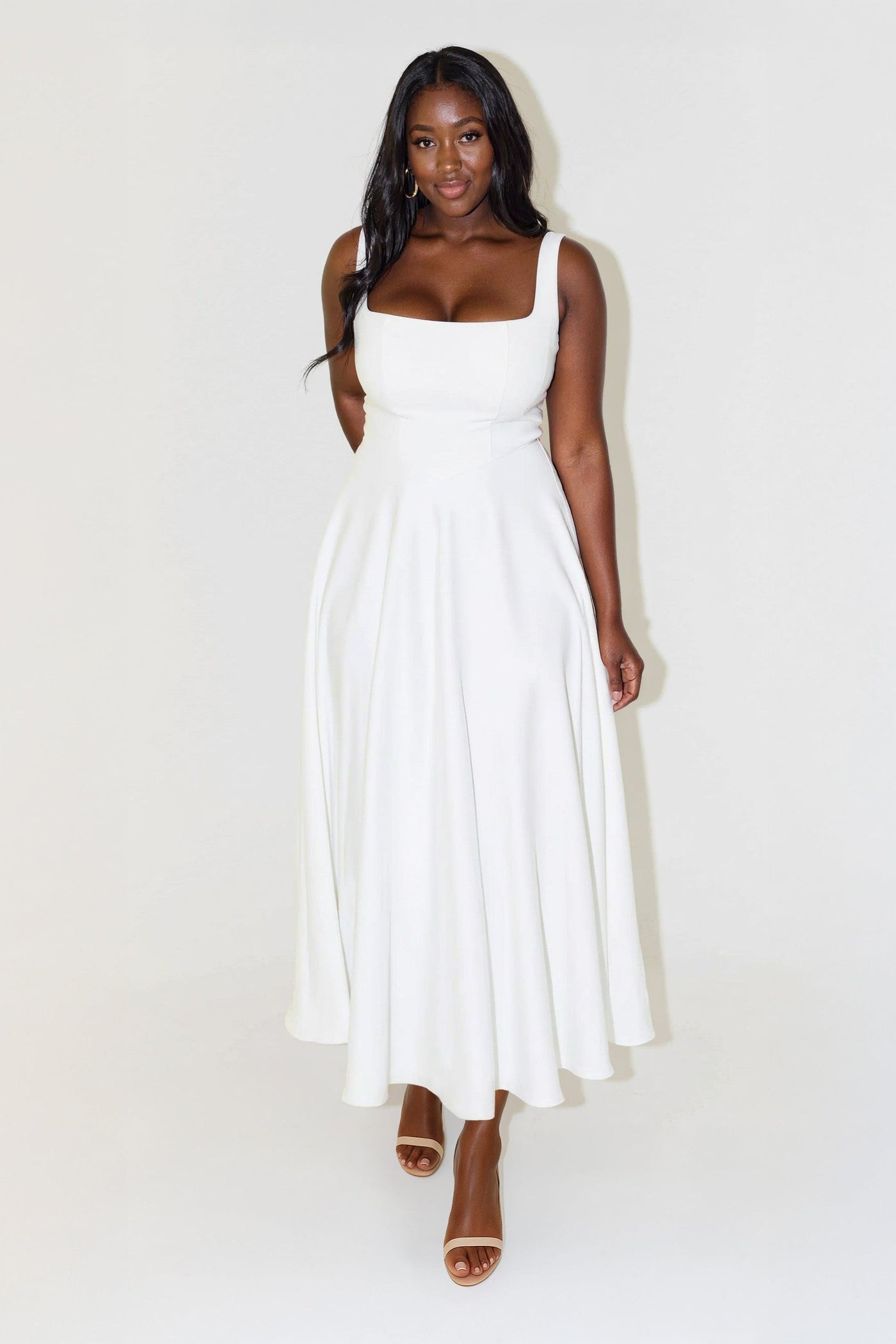 LIORA™ | Robe Midi à Encolure Carrée