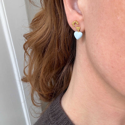 Puces d’oreilles Cœur Bleu – Dorées