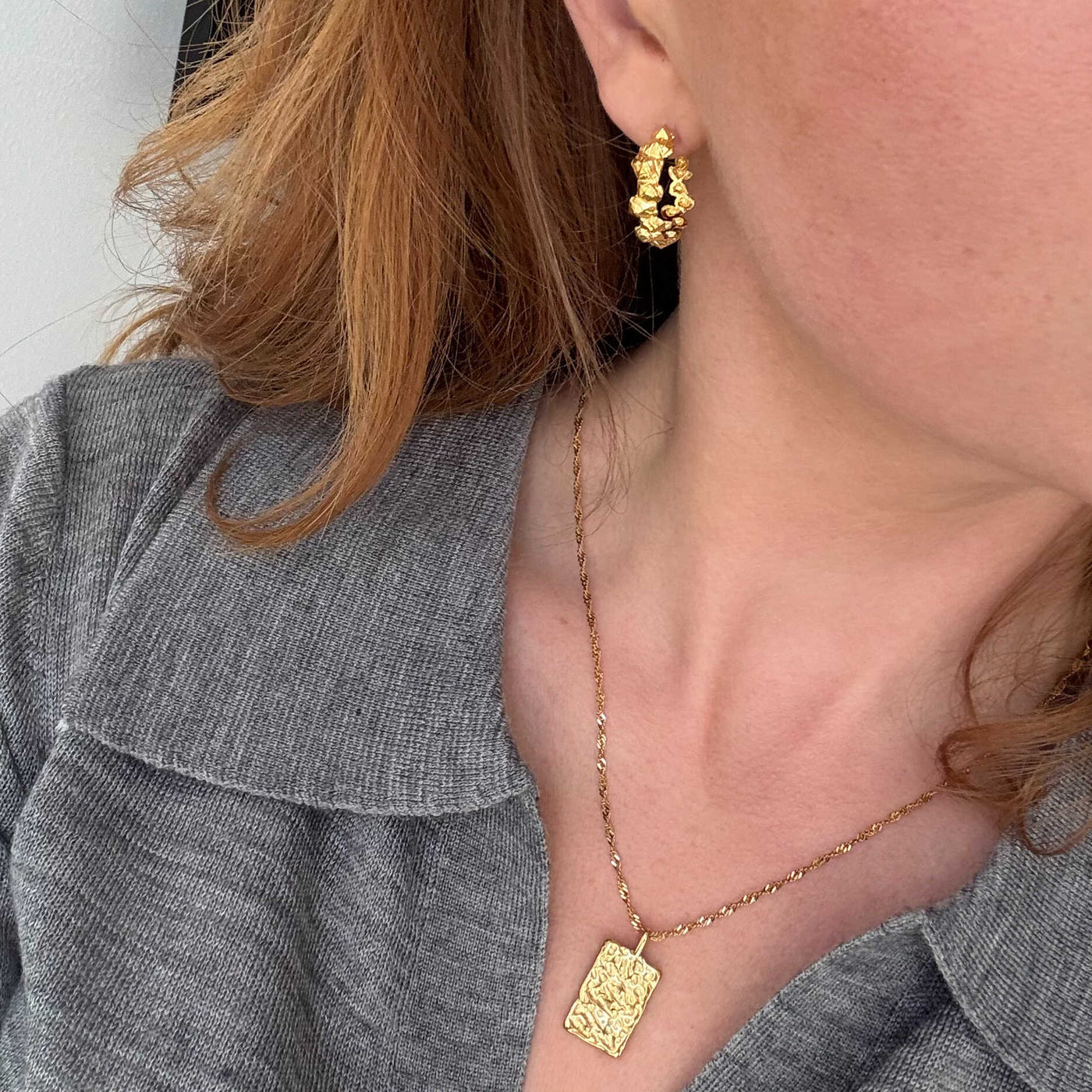 Collier Martelé – Finition dorée