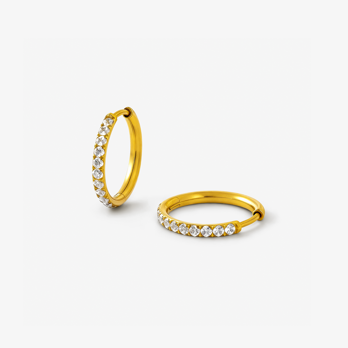 Créoles 14 mm avec cristaux, finition couleur or 18 carats